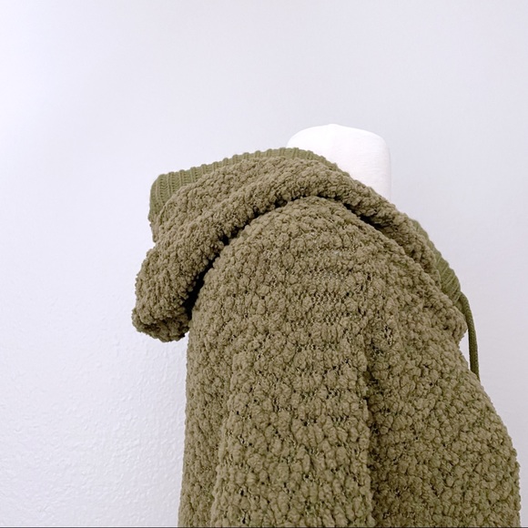 Popcorn Green Slouchy Pullover Hoodie - Picture 2 of 5